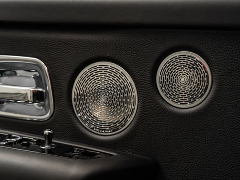 Used 2020 Rolls-Royce Cullinan image 30