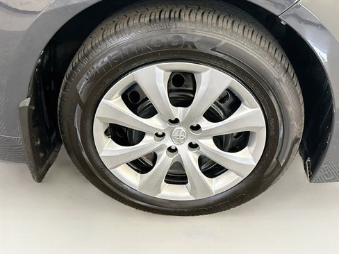 Used 2026 Toyota Corolla LE FWD image 11