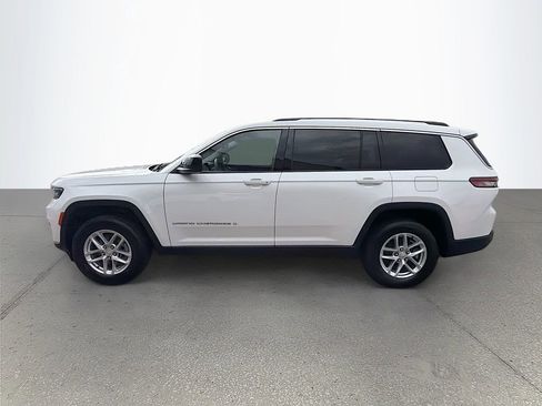Used 2023 Jeep Grand Cherokee L Laredo image 7
