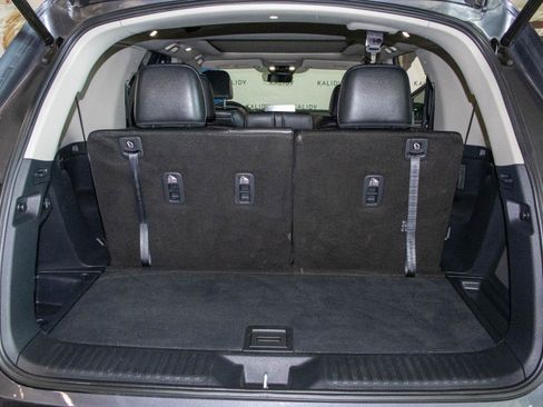 Used 2025 Honda Pilot Elite image 25