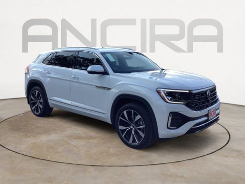 New 2026 Volkswagen Atlas Cross Sport SEL Premium R-Line AWD/4WD image 2