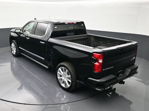 Used 2026 Chevrolet Silverado 1500 High Country AWD/4WD image 15