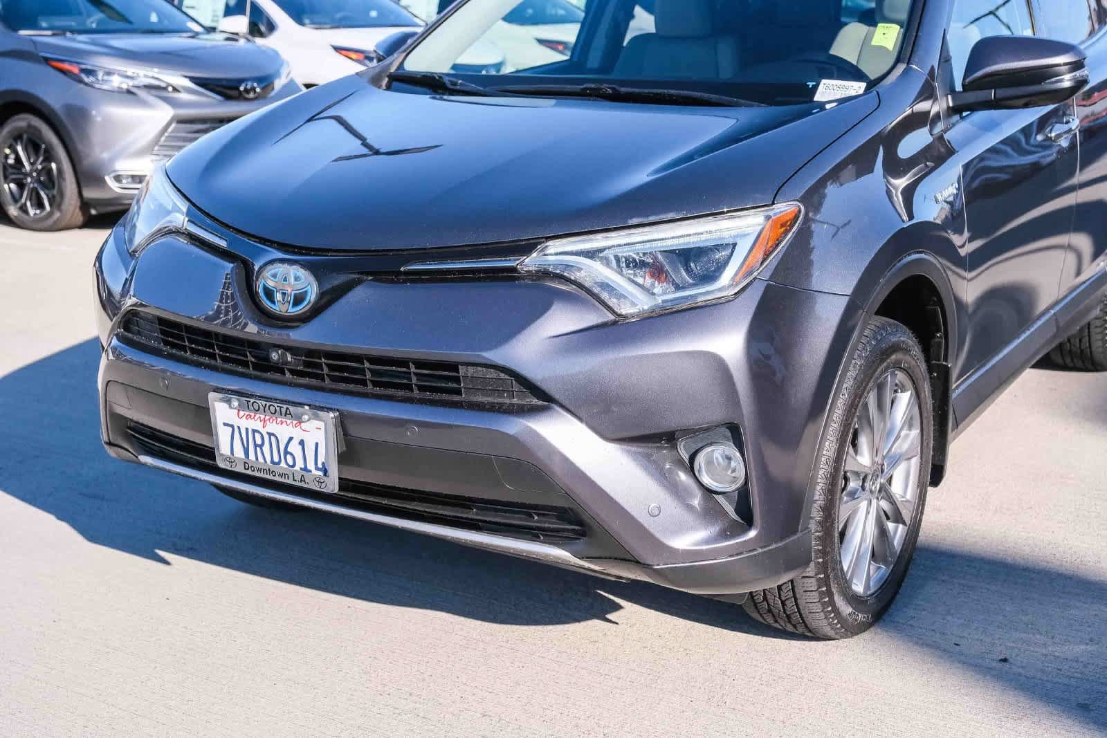 Used 2016 Toyota RAV4 Limited AWD/4WD image 11