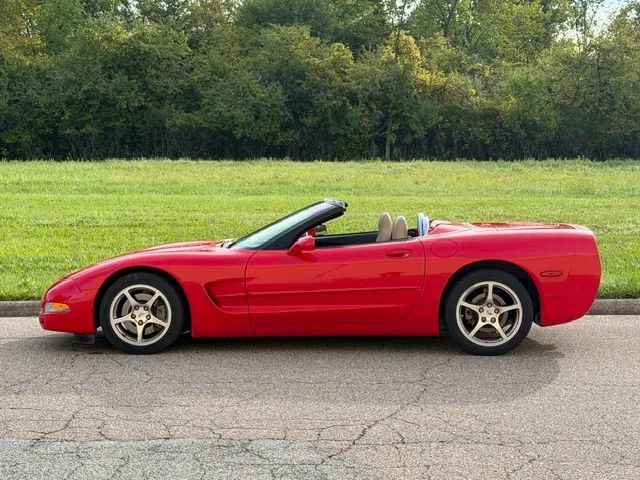 Used 2002 Chevrolet Corvette Convertible w/ Preferred Equipment Group2 RWD image 40
