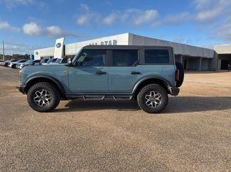 Used 2023 Ford Bronco Badlands video 2