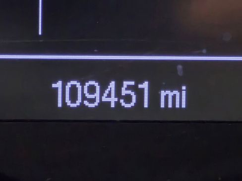 Used 2020 Chevrolet Sonic LT w/ Convenience Package image 34