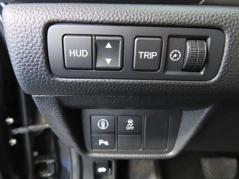 Used 2018 Honda Accord Touring image 17