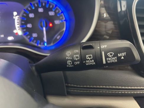 Used 2021 Chrysler Pacifica Limited w/ Premium & Safety Sphere Group AWD/4WD image 45