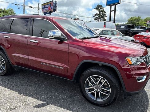 Used 2021 Jeep Grand Cherokee Limited w/ Luxury Group II AWD/4WD image 3