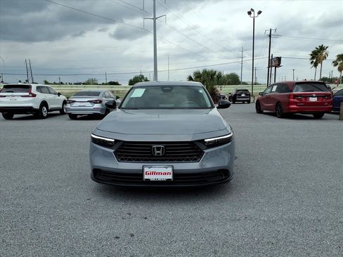 Used 2025 Honda Accord SE image 3