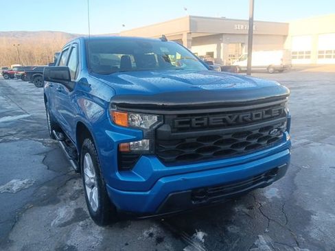 Used 2022 Chevrolet Silverado 1500 Custom w/ LPO, Dark Essentials Package image 2