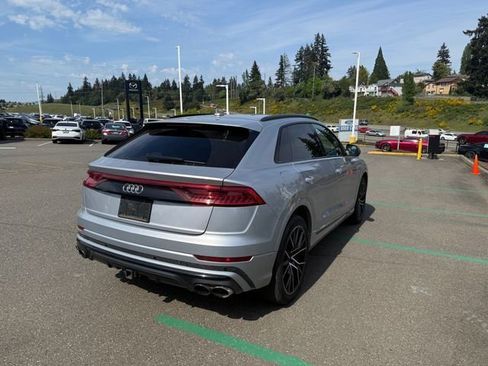 Used 2020 Audi SQ8 Prestige w/ Prestige Package AWD/4WD image 3