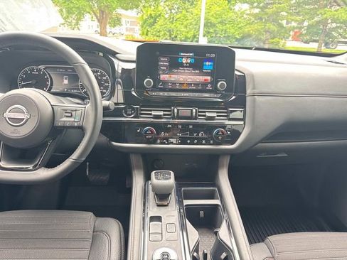 Certified 2025 Nissan Pathfinder Rock Creek AWD/4WD image 22