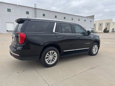 Used 2024 GMC Yukon SLT image 5