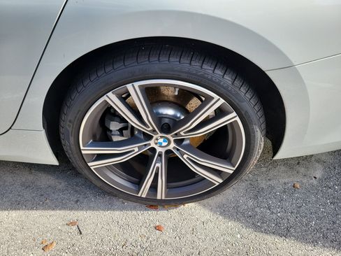 Certified 2023 BMW 330i Sedan w/ Convenience Package RWD image 5