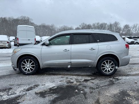Used 2015 Buick Enclave Leather image 2
