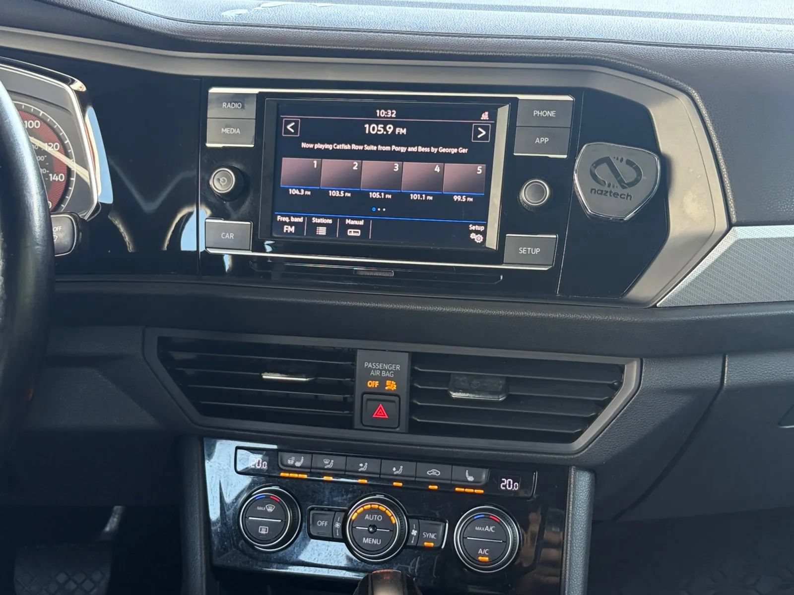 Used 2019 Volkswagen Jetta R-Line w/ R-Line Cold Weather Package FWD image 23