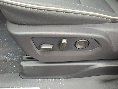 New 2026 GMC Yukon Elevation w/ Elevation Premium Package image 14