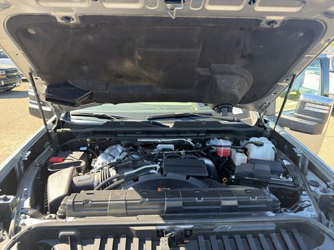 Used 2025 Chevrolet Silverado 3500 LTZ w/ LTZ Plus Package AWD/4WD image 17