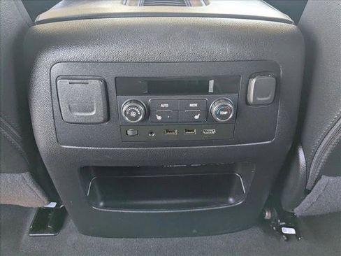 Used 2020 Chevrolet Tahoe Premier image 19