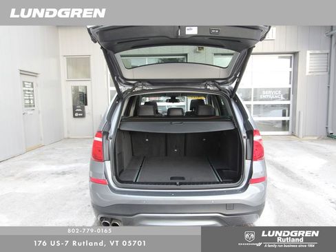 Used 2017 BMW X3 xDrive28i image 38