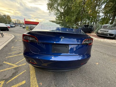 Used 2019 Tesla Model 3 Standard Range Plus image 5