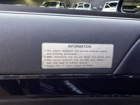 Used 2014 Mitsubishi Lancer Evolution GSR image 13