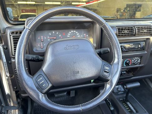 Used 2001 Jeep Wrangler Sport image 4