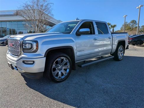 Used 2018 GMC Sierra 1500 Denali w/ Denali Ultimate Package image 9