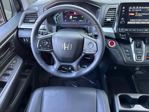 Certified 2024 Honda Odyssey EX-L image 27