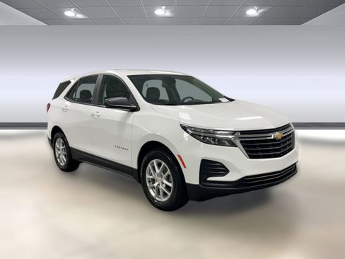 Certified 2023 Chevrolet Equinox LS w/ LPO, Floor Liner Package image 6