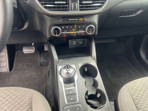 Used 2022 Ford Escape SE w/ Convenience Package image 15