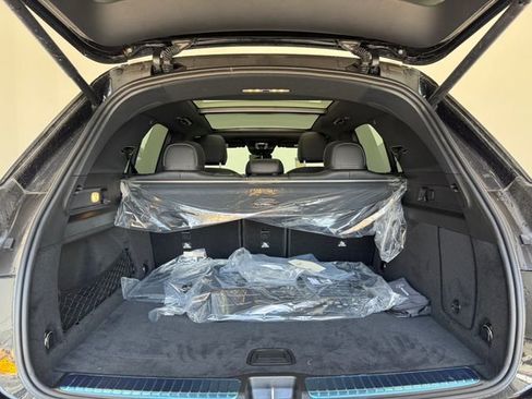 Used 2025 Mercedes-Benz GLE 350 4MATIC image 9