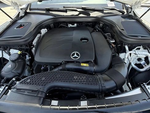 Used 2021 Mercedes-Benz GLC 300 4MATIC image 33