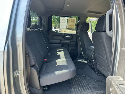 Used 2023 Chevrolet Silverado 1500 Custom w/ LPO, Dark Essentials Package AWD/4WD image 18