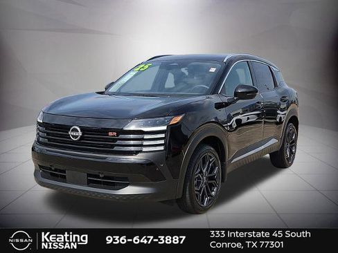 Certified 2025 Nissan Kicks SR image 8