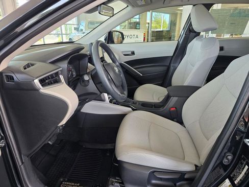Used 2024 Toyota Corolla Cross L FWD image 20
