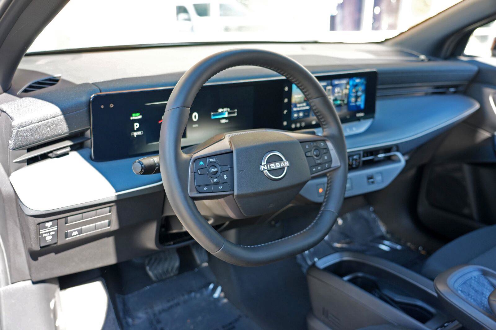 Used 2026 Nissan Leaf w/ Floor Mat Package (S+) FWD image 14