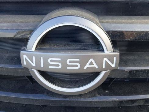 Certified 2025 Nissan Pathfinder SV FWD image 2