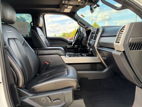Used 2020 Ford F350 Platinum w/ FX4 Off-Road Package AWD/4WD image 14