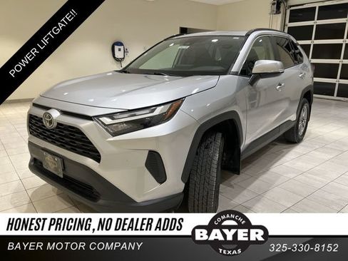 Used 2023 Toyota RAV4 XLE w/ Convenience Package FWD image 1