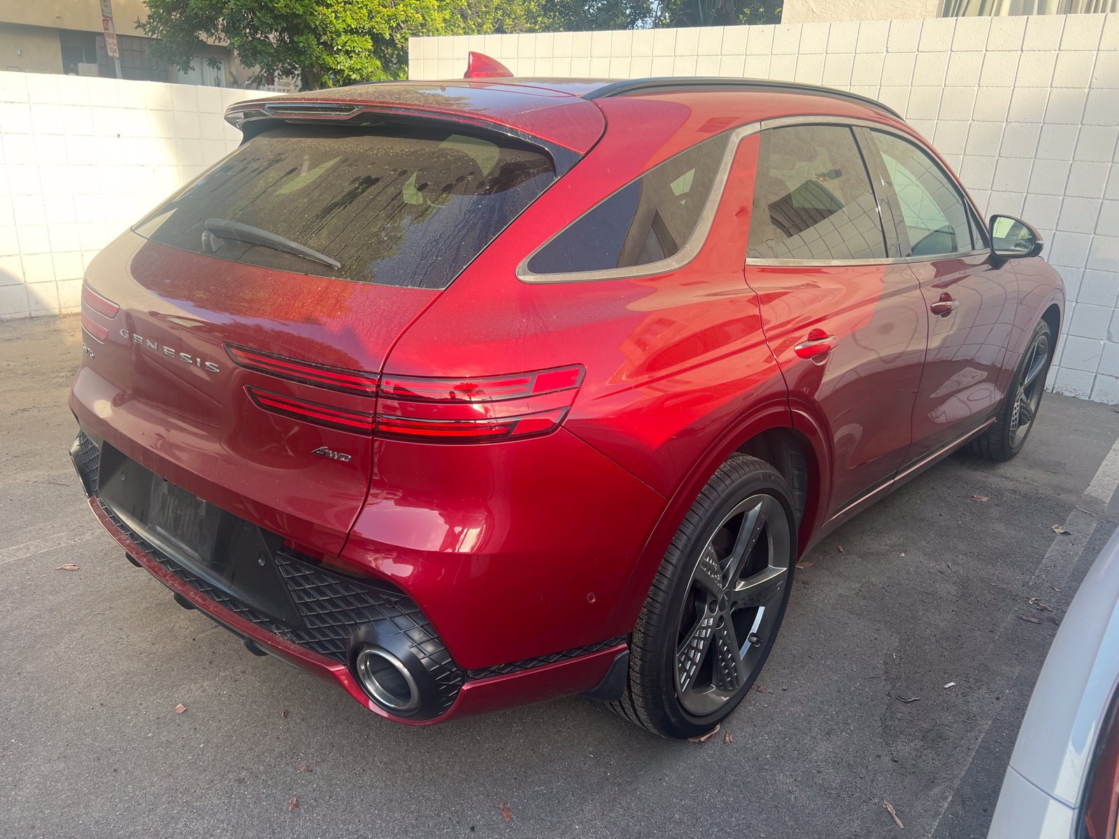 Used 2023 Genesis GV70 2.5T w/ Sport Prestige Package AWD/4WD image 3