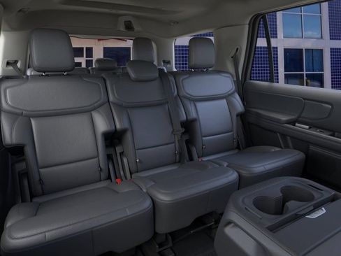 New 2026 Ford Expedition Active AWD/4WD image 12
