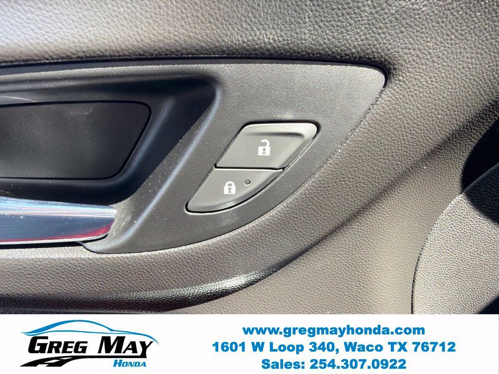 Used 2022 Chevrolet Equinox Premier AWD/4WD image 25