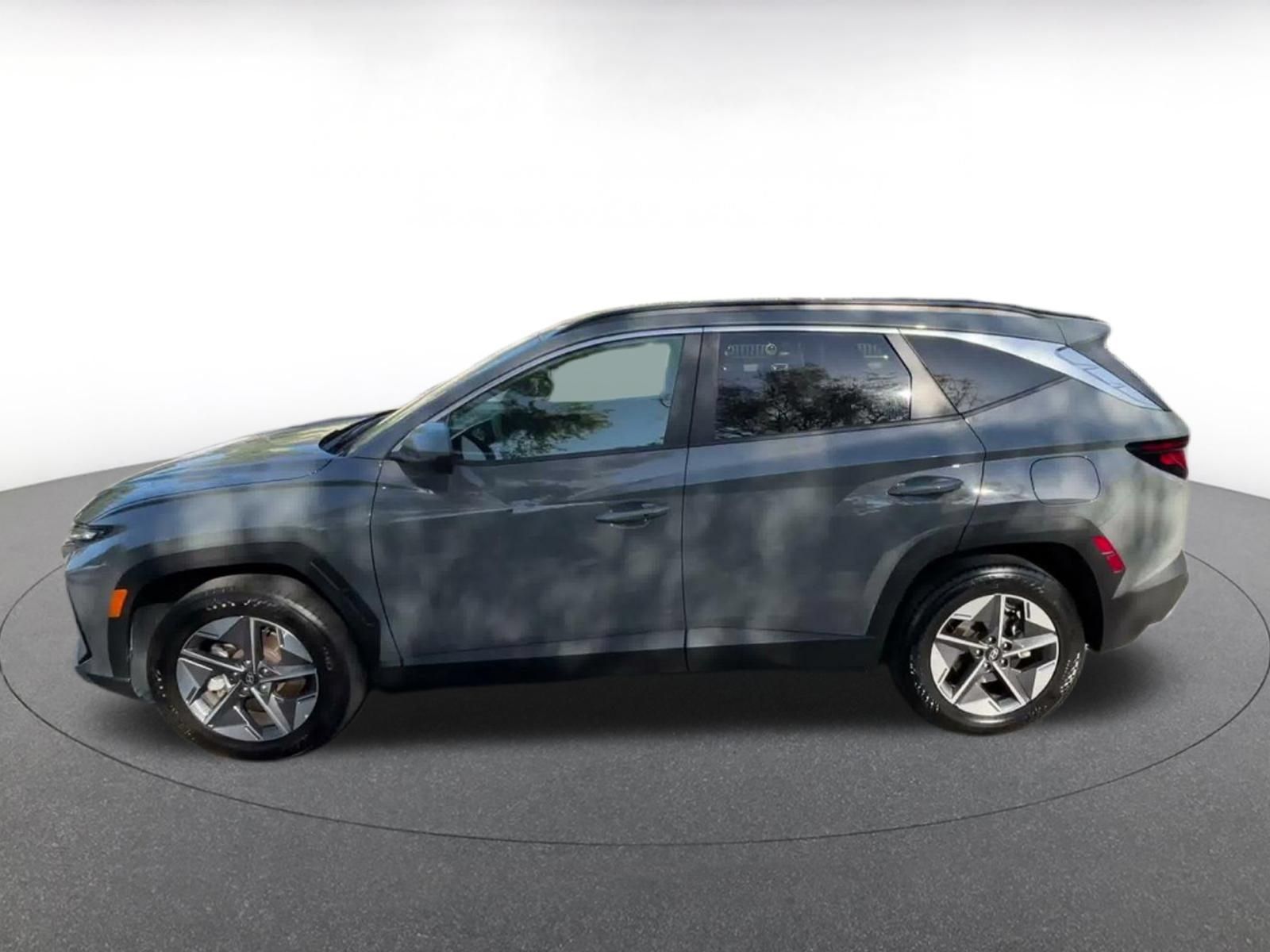 Used 2026 Hyundai Tucson SEL Plus AWD/4WD image 8