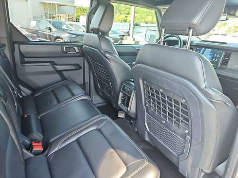 Used 2025 Ford Bronco Badlands AWD/4WD image 14