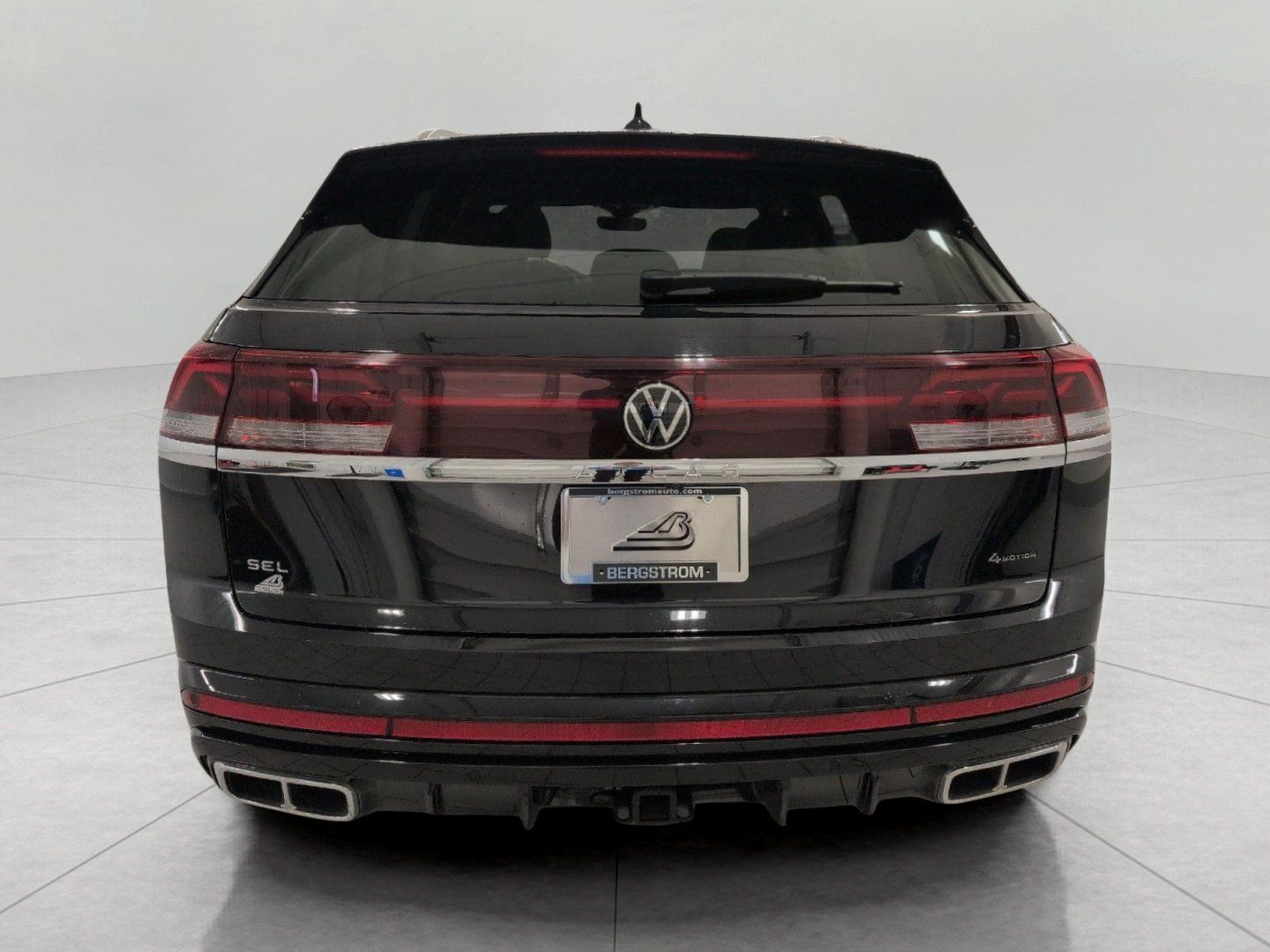 Used 2025 Volkswagen Atlas Cross Sport SEL Premium R-Line AWD/4WD image 25
