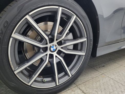 Used 2020 BMW 330i Sedan w/ Convenience Package image 31