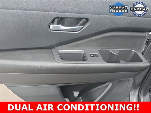 Used 2022 Nissan Pathfinder S image 16