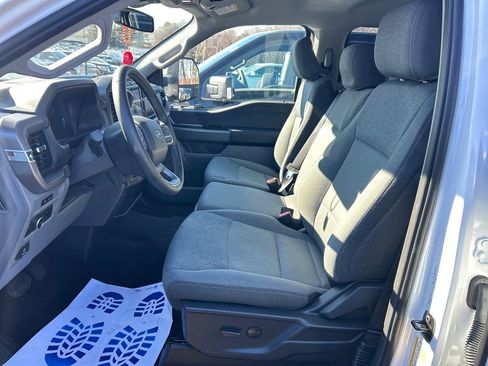 Used 2024 Ford F150 XLT w/ Tow/Haul Package image 11